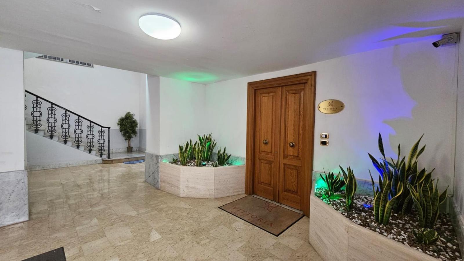 Vittoria Guest House Salerno Exterior foto